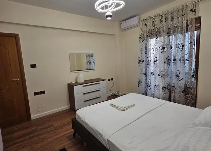 Apartament Enles Downtown Durrës
