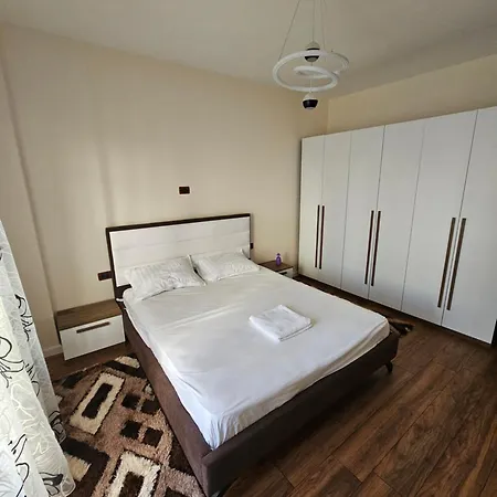 Enles Downtown Apartment Durres