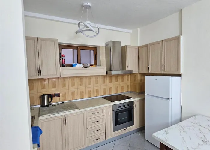 Enles Downtown * Durrës